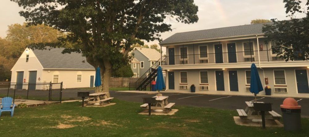 The Blue Inn At North Fork East Marion Екстериор снимка