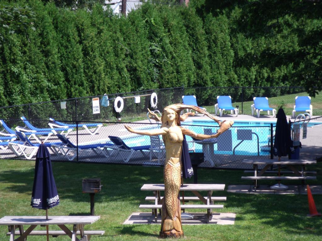 The Blue Inn At North Fork East Marion Съоръжения снимка
